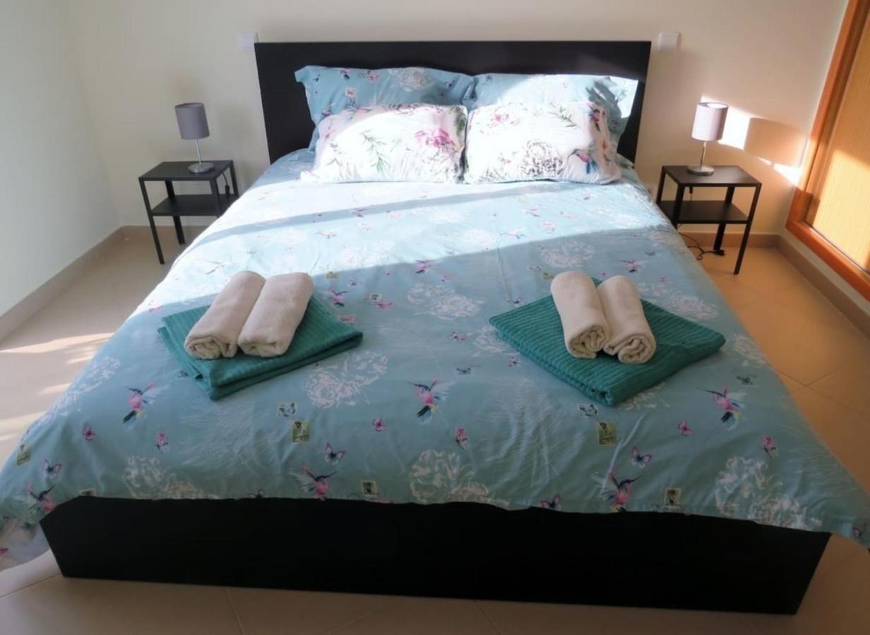 2 Bed Apartment With Com Pool Tavira Ngoại thất bức ảnh