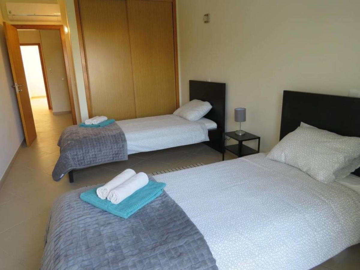 2 Bed Apartment With Com Pool Tavira Ngoại thất bức ảnh