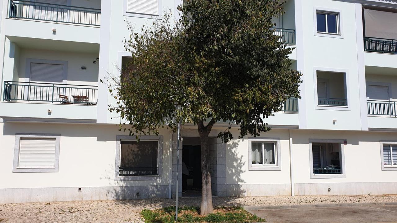2 Bed Apartment With Com Pool Tavira Ngoại thất bức ảnh